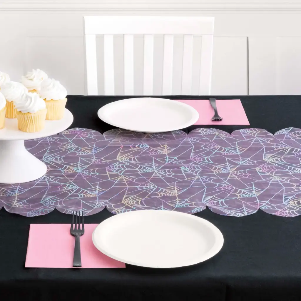 FABRIC TABLE RUNNER 